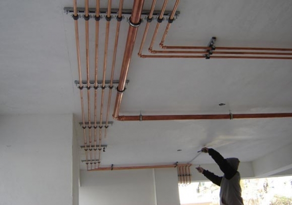 &Epsilon;&gamma;&kappa;&alpha;&tau;ά&sigma;&tau;&alpha;&sigma;&eta; &phi;&upsilon;&sigma;&iota;&kappa;&omicron;ύ &alpha;&epsilon;&rho;ί&omicron;&upsilon;